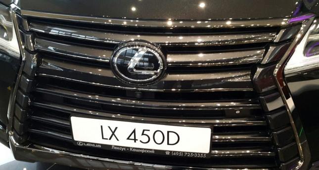 Хром решетки радиатора Lexus LX 450D Black Vision PZ327-60140
