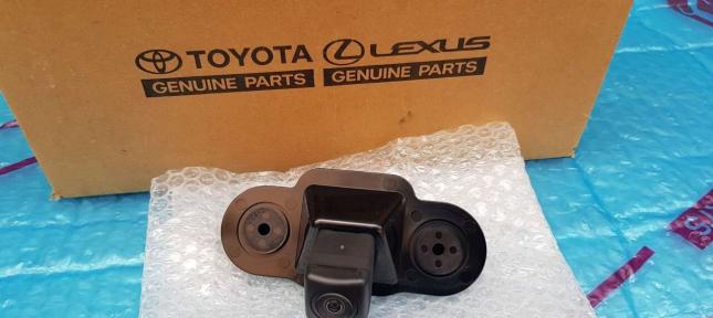 Камера задняя Toyota Land Cruiser 200 2016-2022 867B0-60042