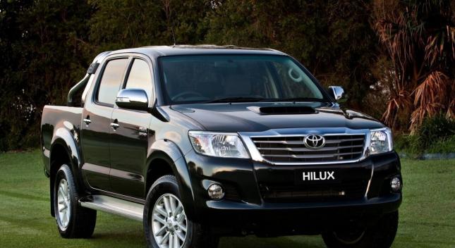 Противотуманная фара Toyota Hilux 2012-2015 81026-0K041