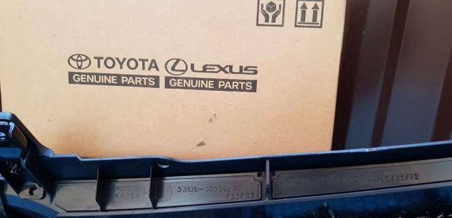 Решетка радиатора Toyota Camry 55 2013-2017 53101-33510