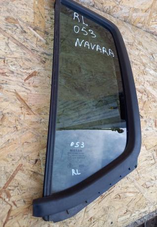 Форточка двери Nissan Pathfinder R51 тёмное 82262-EA500/82263-EA500