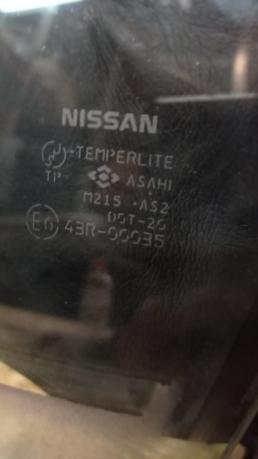 Стекло двери Nissan Murano Z50 перед. лев. 80301-CA000