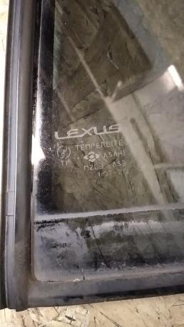 Форточка задней двери Lexus GX470 68124-60250