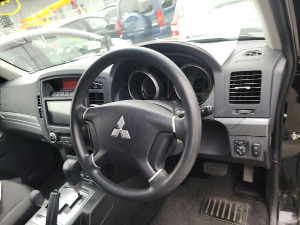 Автомобиль на запчасти Mitsubishi Pajero 4 4M41  Mitsubishi
