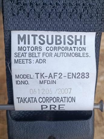 Ремень безопасности Mitsubishi Pajero 4 Чёрные к-т 7000B724