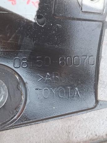 Спойлер Toyota Land Cruiser 200 оригинал japan 76085-60020-C0