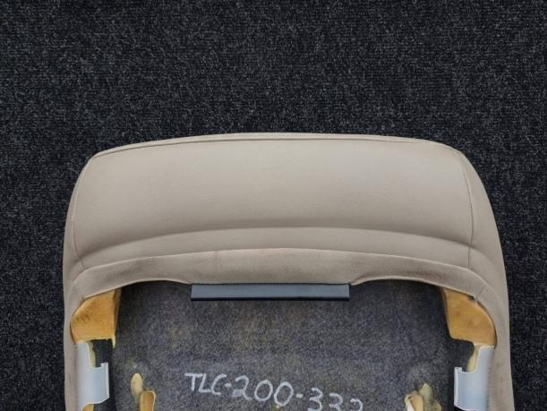 Подушка спинки сиденья Toyota Land Cruiser 200 п.п 71073-6A670-E1