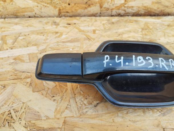 Ручка двери Mitsubishi Pajero 4 задняя прав black 5746A056XA