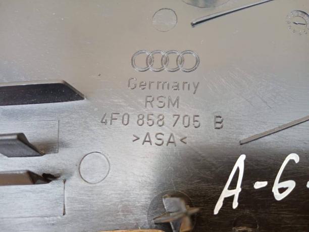 Заглушка зеркала Audi A6 к-т. 2шт. 4F0858705B