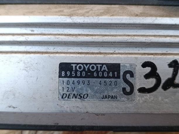 Блок управления впрыском Toyota Land Cruiser 200 89581-34041