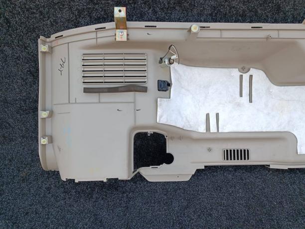 Обшивка багажника Mitsubishi Pajero 4 прав. нижняя 7230A074YA