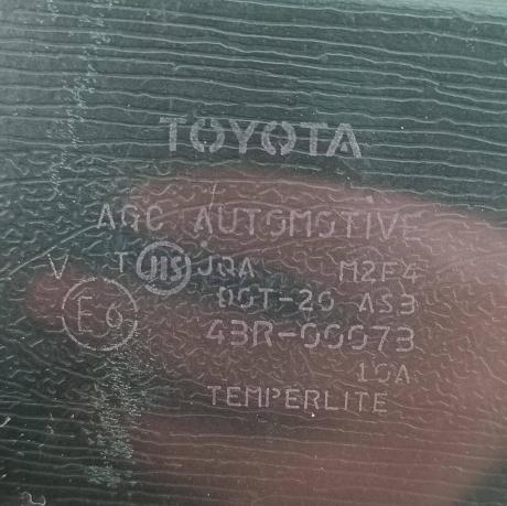 Стекло Toyota Land Cruiser 200 задние к-т 68114-60310