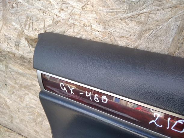 Обшивка двери Lexus GX460 передней левой 67620-60F70-C0