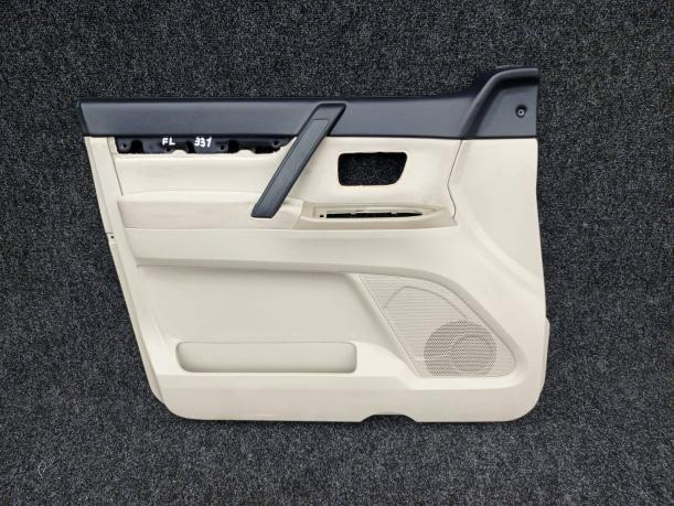 Обшивка двери Mitsubishi Pajero 4 ткань Beige к-т 7221A405YC