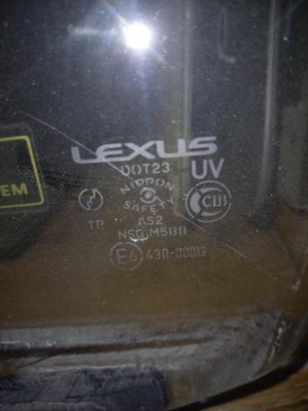 Стекло двери Lexus LX470 перед лев Бронза 68102-60300