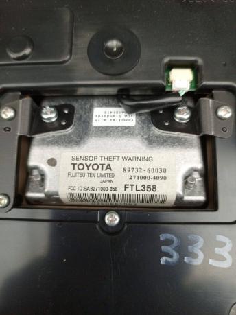 Плафон салона Toyota Land Cruiser 200 передний 81260-60190-E0