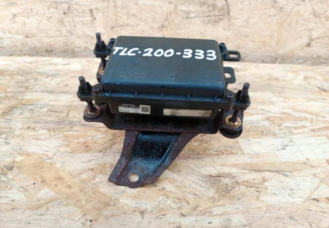 Дистроник Toyota Land Cruiser 200 88210-60010