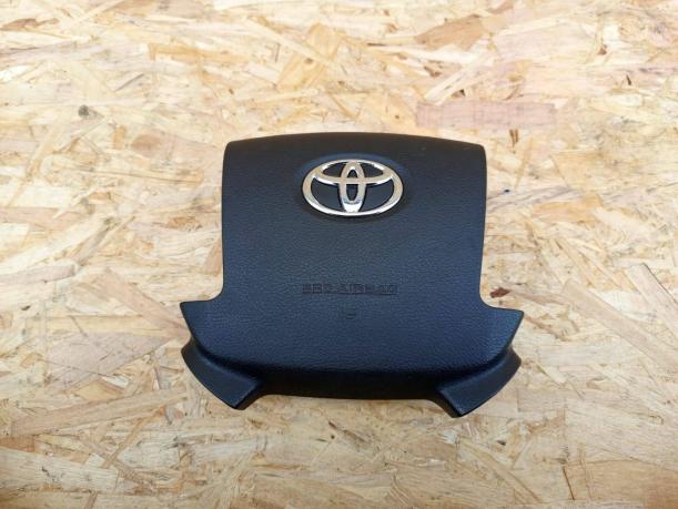 Подушка безопасности Toyota Land Cruiser 200  45130-60390-E0