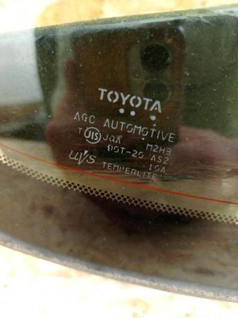 Стекло заднее Toyota Camry V40 64811-33550