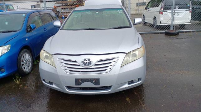 Решетка радиатора Toyota Camry V40 06-09г 1D4 53101-33180-B0