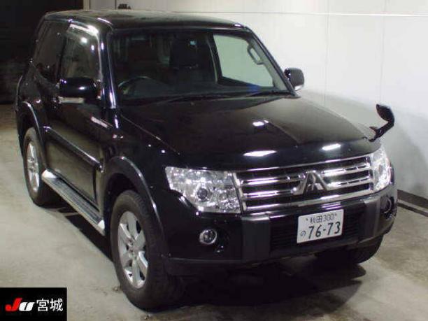 Дверь Mitsubishi Pajero 4 правая 3-х дверка X24 5700A460