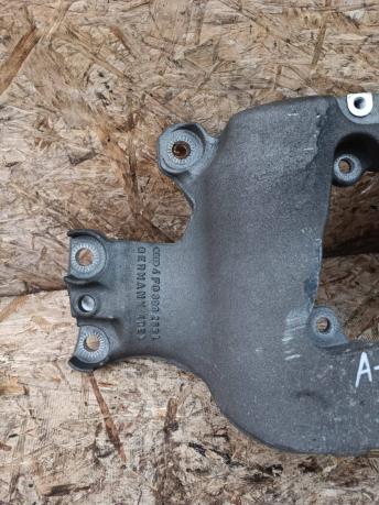 Траверс АКПП Audi A6 C6 2WD 4F0399263L