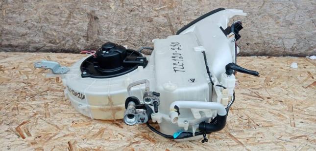 Кондиционер Toyota Land Cruiser Prado 120 задний 88500-60020