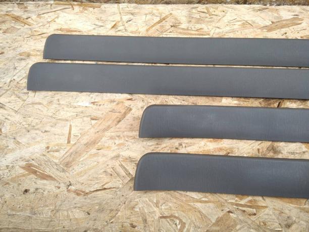 Накладка порога Toyota Land Cruiser Prado 120 GRAY 67911-60010-B1