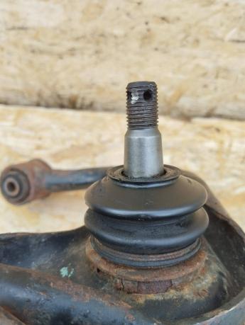 Рычаг Toyota Land Cruiser Prado 120 верхний левый 48630-60020