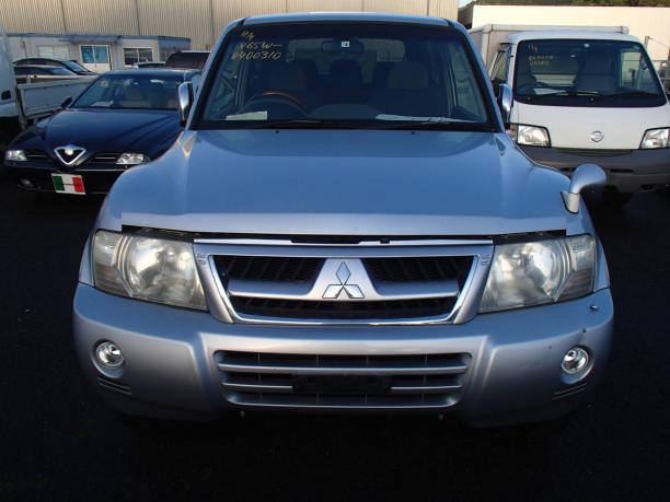 Фара п/туманная Mitsubishi Pajero 3 03-06гг. MN133758