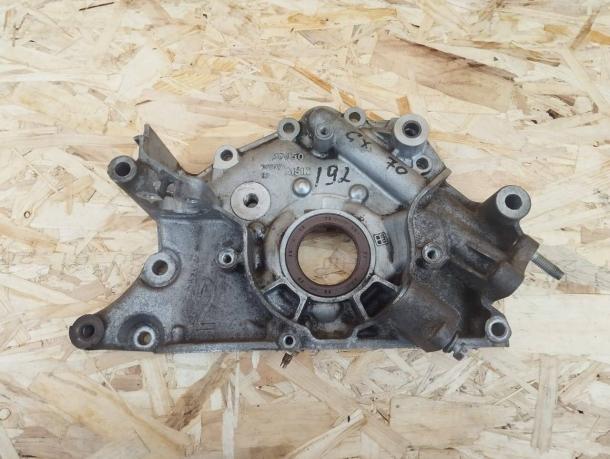 Насос масляный Toyota Land Cruiser 100 2UZFE 15100-50050
