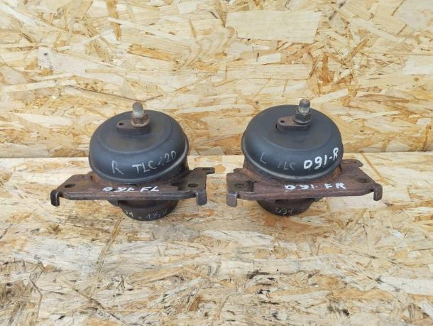 Опора двигателя Toyota Land Cruiser Prado 120 1KD  12361-30050