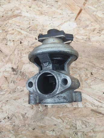 Клапан EGR  Mitsubishi L200 K7 электро MR577141