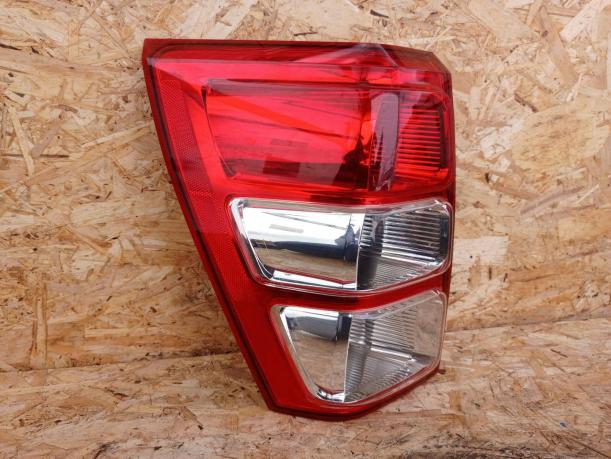 Фонарь Suzuki Grand Vitara задний к-т 35670-65J20