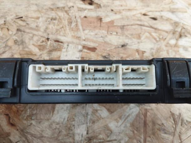 Блок упр. приборной панели Toyota Land Cruiser 100 82791-60040
