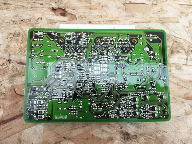 Блок упр. приборной панели Toyota Land Cruiser 100 82791-60040