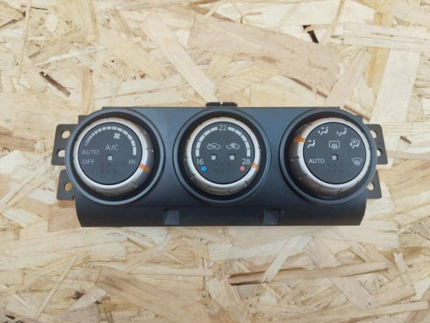 Блок управления кондиционером Nissan X-Trail T-31 27500-JG04A