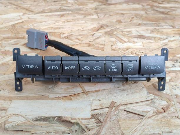 Блок управления кондиционером Lexus GX470 55900-60820