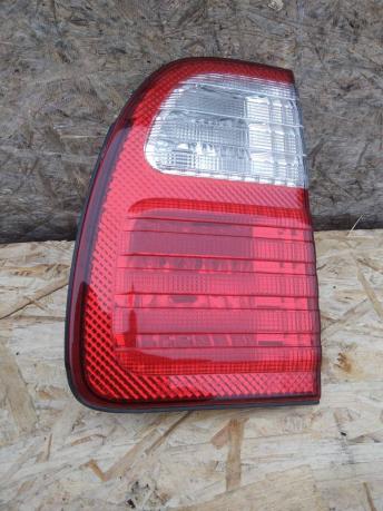 Фонарь Lexus LX470 задний правый в борт 81580-60040