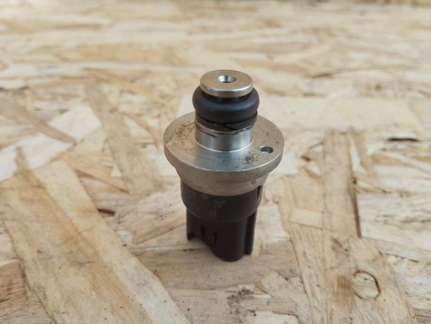 Датчик давления топлива Mitsubishi 6G72 6G74 MR578418