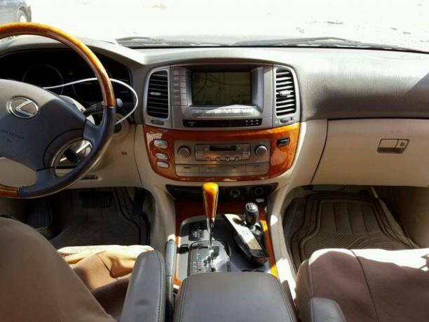 Консоль кулисы акпп Lexus LX470 рестайлинг 58804-60152