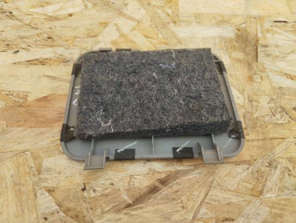 Крышка обшивки багажника Toyota 4Runner 215 правая 64745-35010-B0