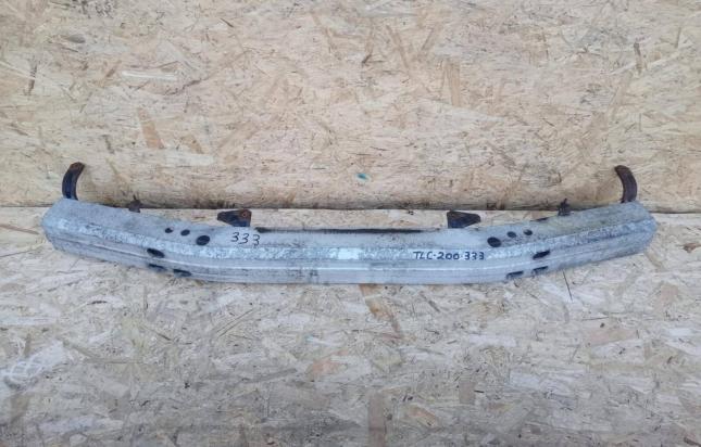 Усилитель бампера Toyota Land Cruiser 200 передний 52021-60140