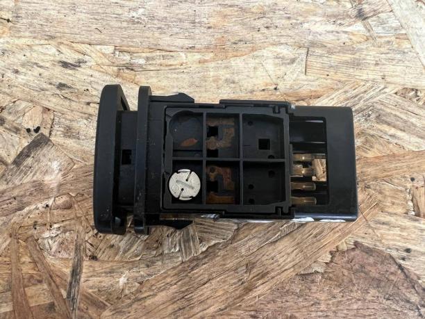 Кнопка прогрева ДВС Toyota Land Cruiser 100 IDLE 84453-60030