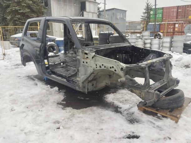 Кузов Mitsubishi Pajero 4 3-х дверный Коротыш MR485908
