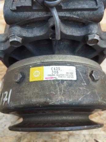 Компрессор кондиционера Mitsubishi Pajero Sport K9 MR315442