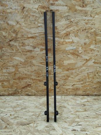 Стойка стекла двери Mitsubishi Pajero Sport K9 к-т MR237957