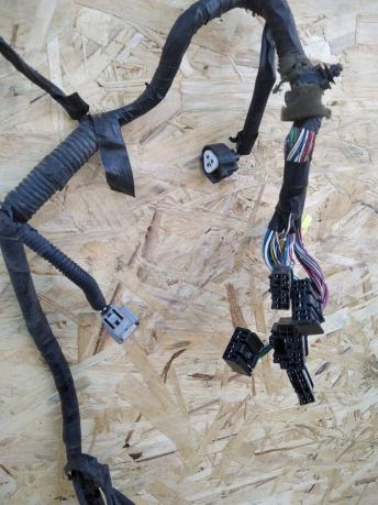 Проводка ДВС Toyota Land Cruiser 100 перед дорест 82111-6A073