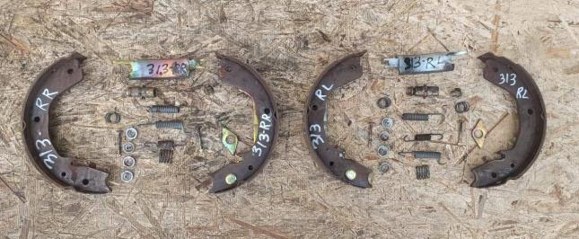 Ремкомплект ручника Mitsubishi Pajero 3 к-т  MB858542