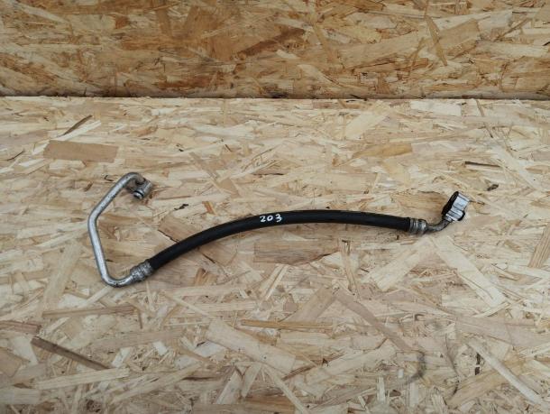Шланг кондиционера Mitsubishi Pajero 3 4M41 MR568571
